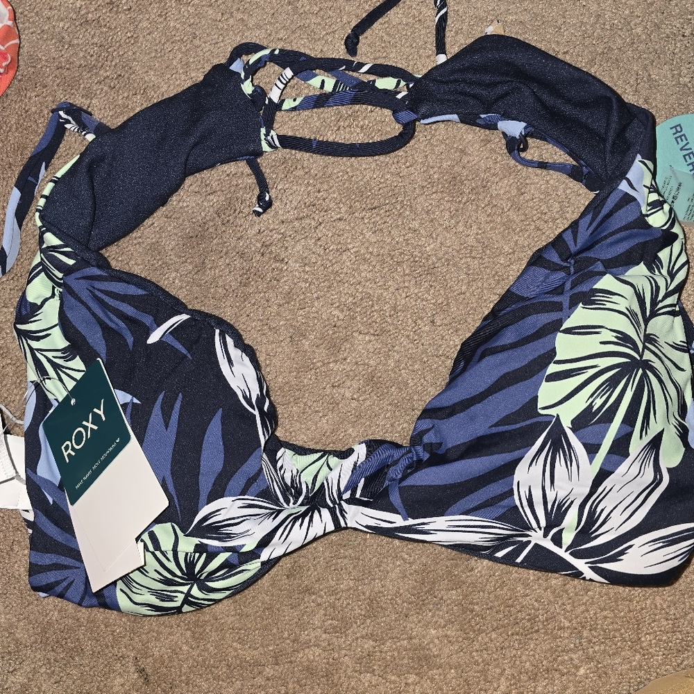 NWT Roxy BINKINI Set  YES! TOP AND BOTTOM!